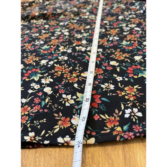 J Crew Mercantile Black Floral V Neck Bell Sleeve Blouse Size 4 - Picture 7 of 7